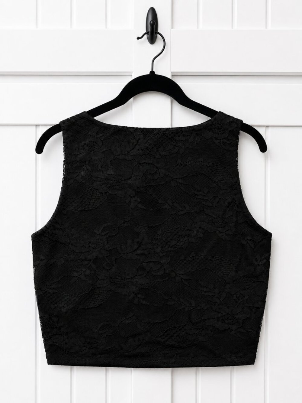 NWT Torrid Nightfall Black Lace Wrap Crop Top Size 00 (M/L) - Picture 2 of 6